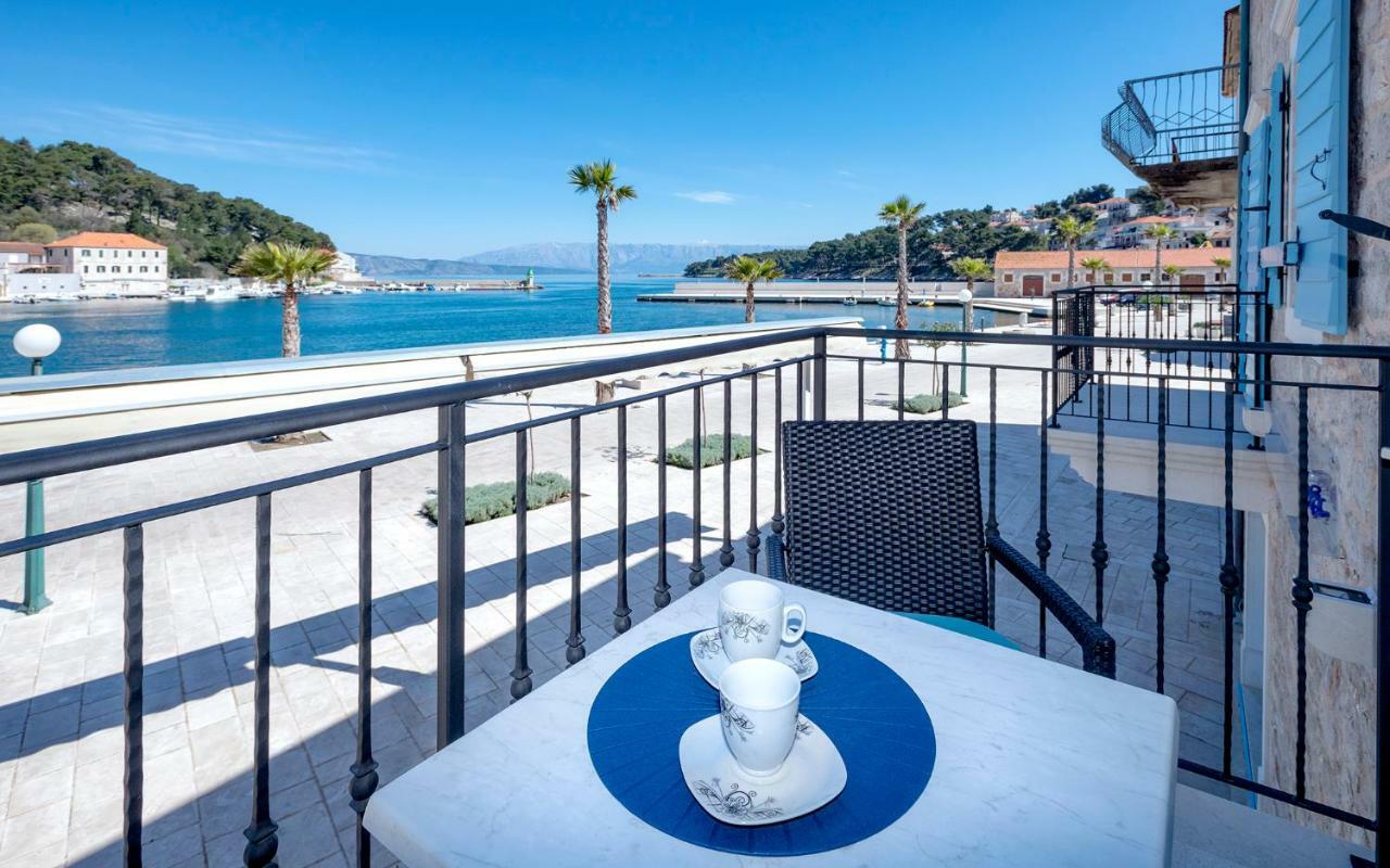 Villa Riva Jelsa  Kültér fotó