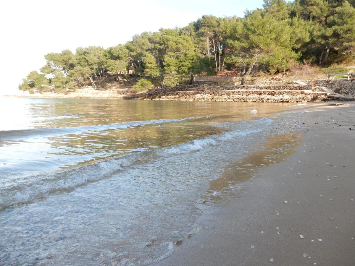 Villa Riva Jelsa  Szoba fotó